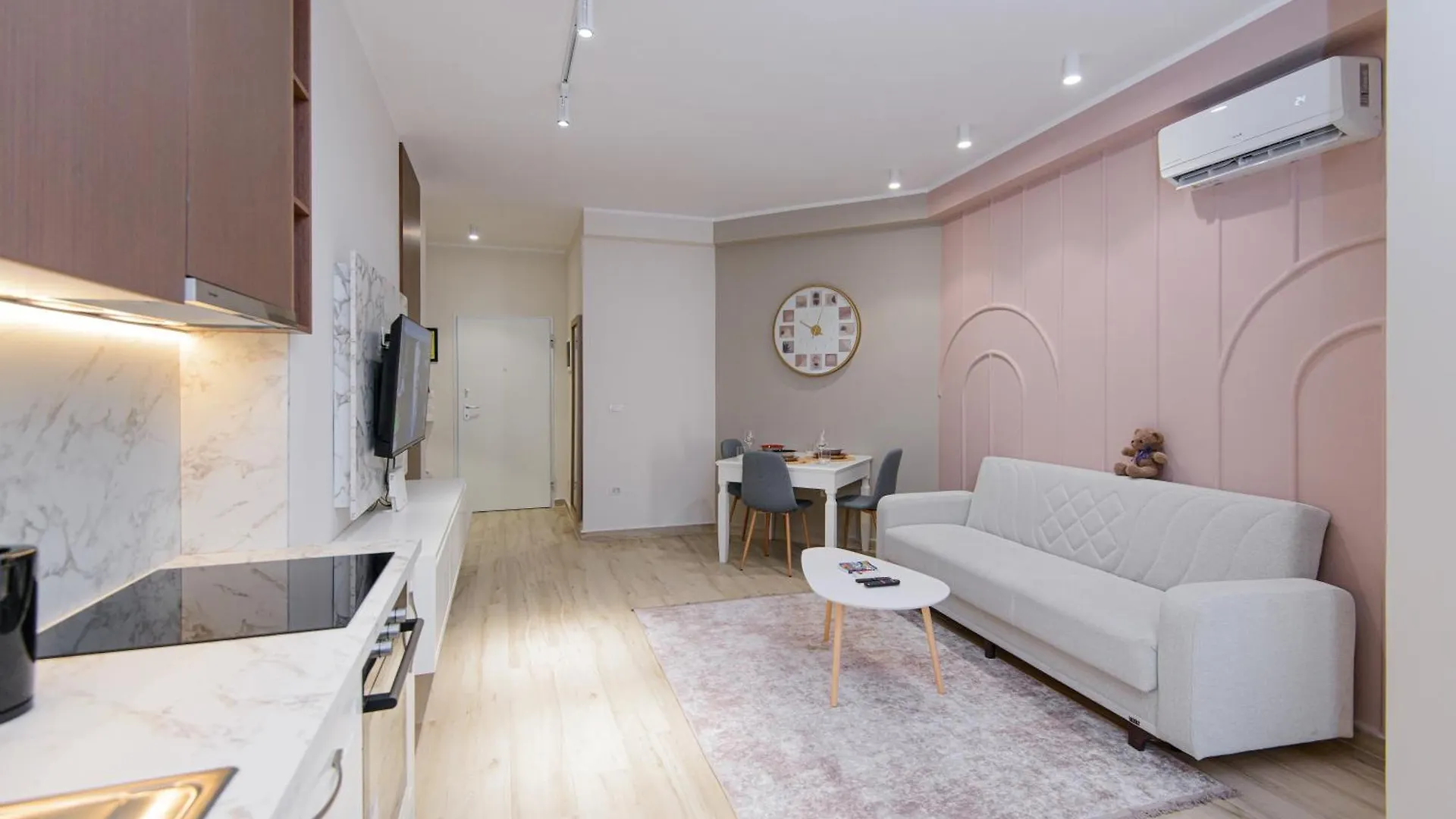 Loris Apartaments 203 Dıraç